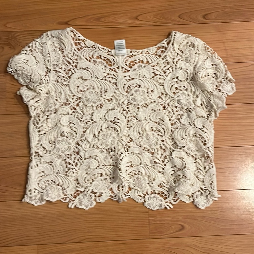 Cream lace vintage style 100%cotton top